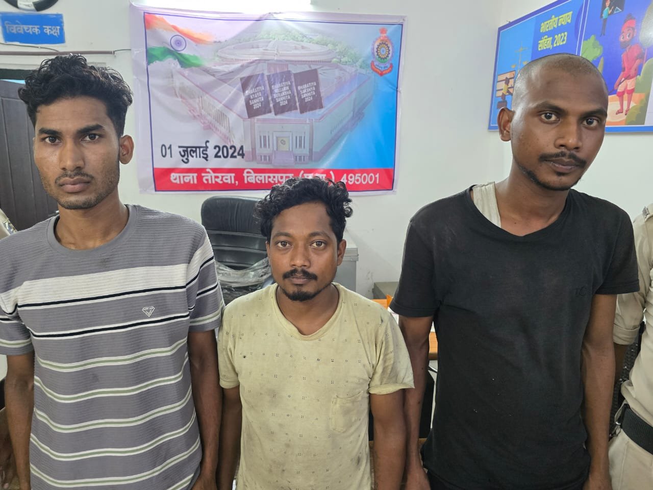 5वीं पास नशेड़ी ने लगाया दिमाग…शराब के लिए कराया अपना ही अपहरण…फिरौती में मांगा 50 हजार..तीन लोग गिरफ्तार 5वीं पास नशेड़ी ने लगाया दिमाग…शराब के लिए कराया अपना ही अपहरण…फिरौती में मांगा 50 हजार..तीन लोग गिरफ्तार