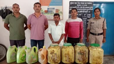 यहां से बरामद हुआ 80 लीटर देशी शराब…पुलिस की बड़ी कार्रवाई…घेराबन्दी में आरोपी गिरफ्तार..भेजा गया जेल