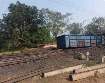 CG NEWS:कटनी लाइन में पटरी से उतरी मालगाड़ी- कई ट्रेनें रद्द,कई डायवर्ट