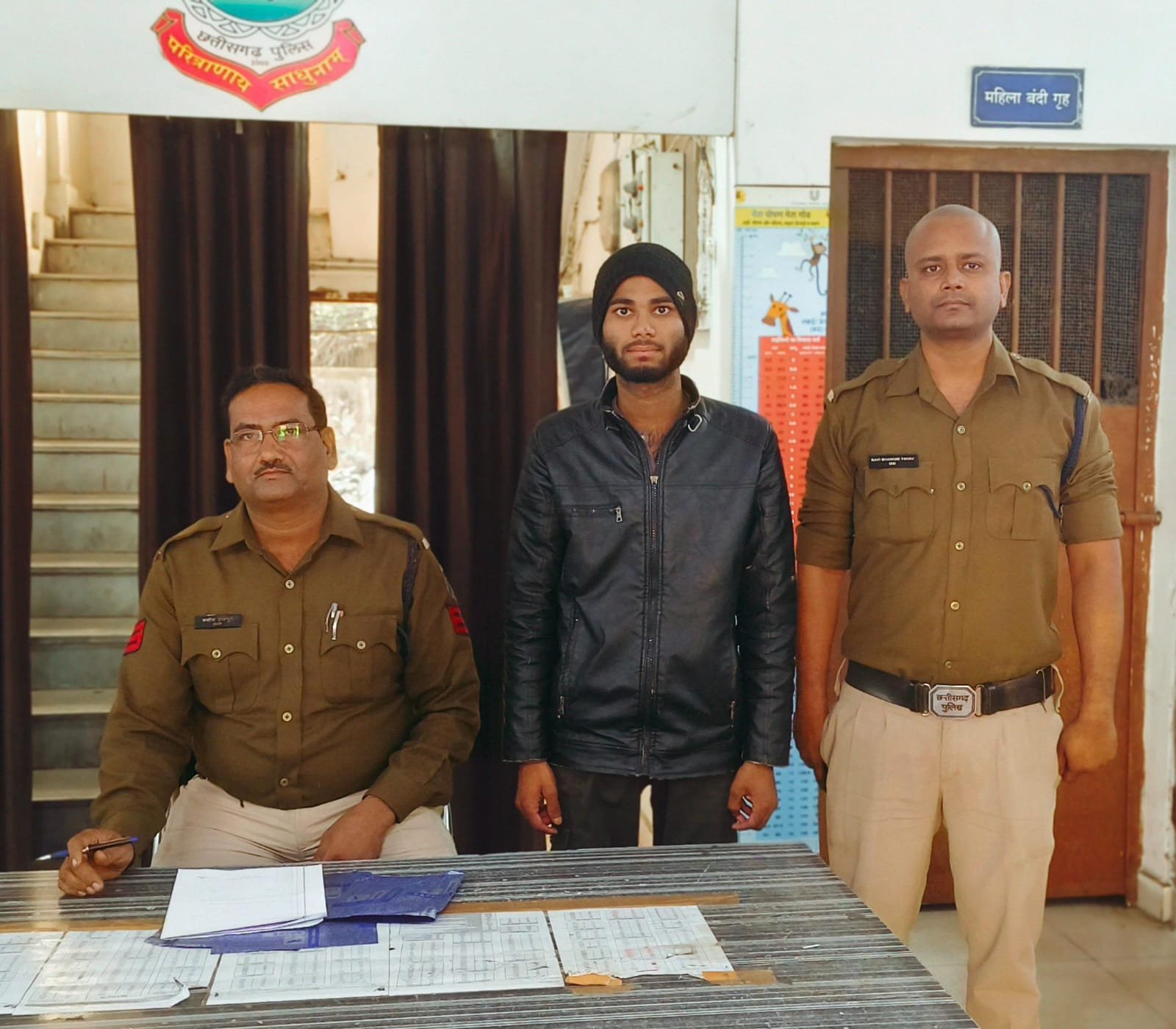 मूकबधिर छात्रा को किया आत्महत्या को मजबूर…पुलिस के सामने दिव्यांग ने कबूल किया सच..साइन लैग्वेज में बताया सच