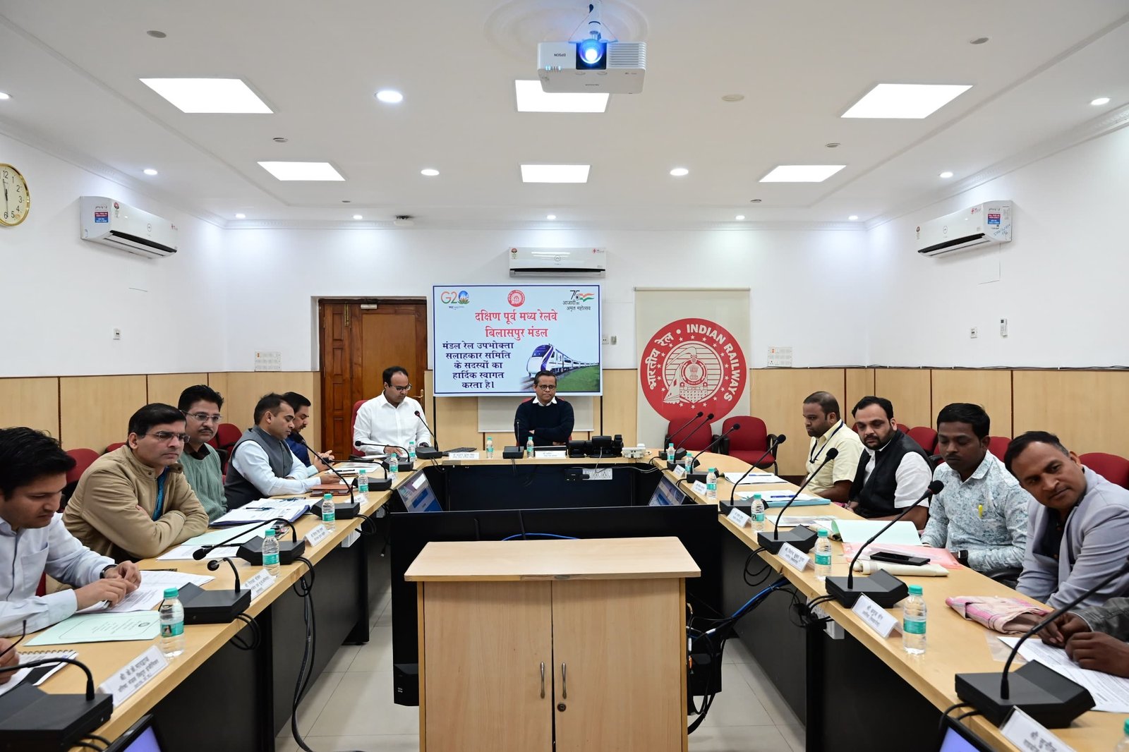 DRM ने कहा…एअरपोर्ट जैसा तैयार होगा बिलासपुर स्टेशन…जल्द शुरू हो जाएगी कटनी तीसरी लाइन… इस बात पर हुई चर्चा