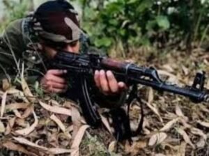 three naxalites killed- सुरक्षा बलों के साथ मुठभेड़ में तीन नक्सली ढेर