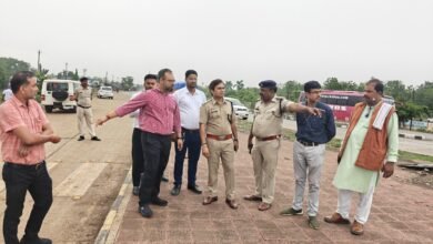 कलेक्टर और SP ने सरगांव राष्ट्रीय राजमार्ग का किया निरीक्षण