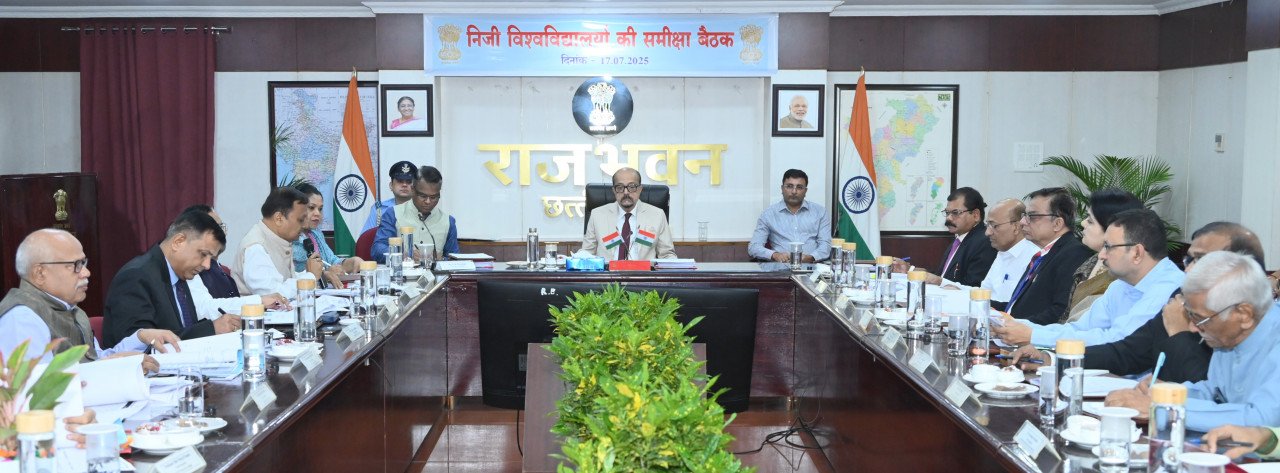निजी विश्वविद्यालय केवल डिग्री न बांटें, गुणवत्तापूर्ण शिक्षा दें
