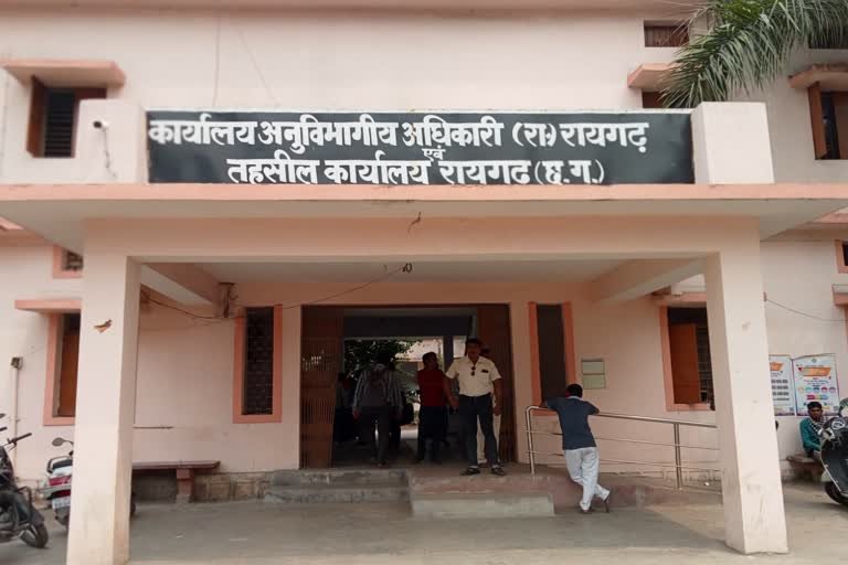 आय-जाति-निवास प्रमाण पत्र बनाने में प्रदेश में सबसे आगे निकला रायगढ़ तहसील
