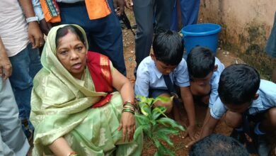 विकासखण्ड स्तरीय शाला प्रवेश उत्सव का भव्य आयोजन – मुख्य अतिथि कौशल्या विष्णुदेवसाय गरिमामयी उपस्थिति में कार्यक्रम सम्पन्न