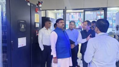 Education news: शिक्षा मंत्री गजेन्द्र यादव का गुजरात दौरा, आधुनिक तकनीक से सशक्त होगी छत्तीसगढ़ की शिक्षा व्यवस्था