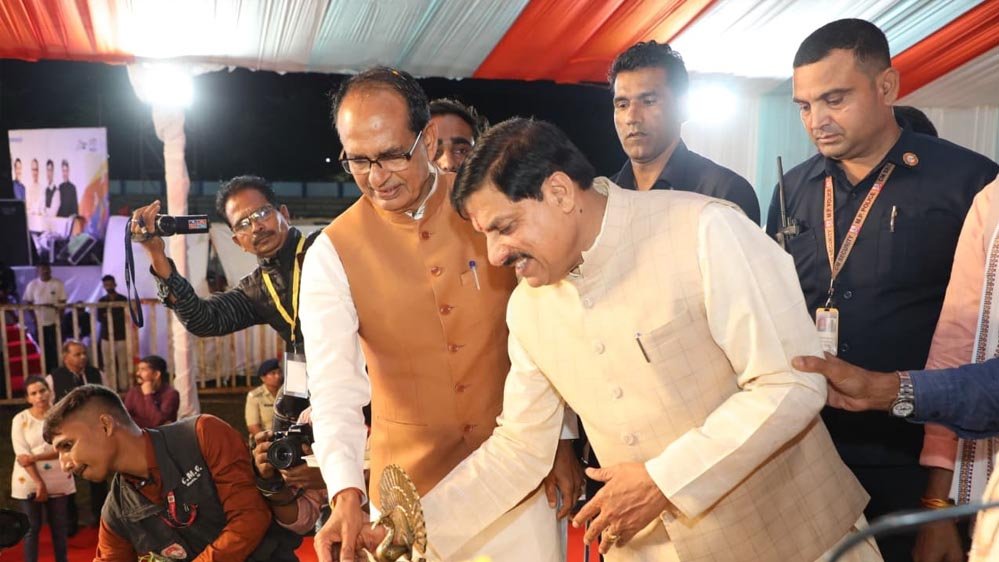 नई खेल नीति, नई सोच: पीएम मोदी के मार्गदर्शन में भारत गढ़ रहा है सफलता की नई कहानी नई खेल नीति, नई सोच: पीएम मोदी के मार्गदर्शन में भारत गढ़ रहा है सफलता की नई कहानी