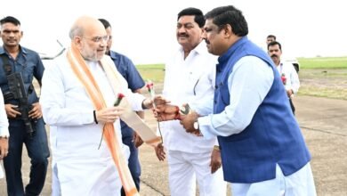 Amit Shah in Bastar : केंद्रीय गृह एवं सहकारिता मंत्री अमित शाह का रायपुर आगमन, शिक्षा मंत्री गजेन्द्र यादव ने किया आत्मीय स्वागत Amit Shah in Bastar : केंद्रीय गृह एवं सहकारिता मंत्री अमित शाह का रायपुर आगमन, शिक्षा मंत्री गजेन्द्र यादव ने किया आत्मीय स्वागत