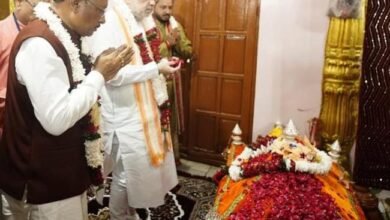 केंद्रीय गृह मंत्री अमित शाह और मुख्यमंत्री विष्णुदेव साय ने मां दंतेश्वरी की पूजा-अर्चना कर देश-प्रदेश की सुख-शांति, समृद्धि और खुशहाली का मांगा आशीर्वाद केंद्रीय गृह मंत्री अमित शाह और मुख्यमंत्री विष्णुदेव साय ने मां दंतेश्वरी की पूजा-अर्चना कर देश-प्रदेश की सुख-शांति, समृद्धि और खुशहाली का मांगा आशीर्वाद