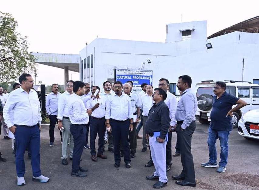 PM मोदी 01 नवंबर को पांच कार्यक्रमों में होंगे शामिल,ACS पिंगुआ ने तैयारियों की समीक्षा की PM मोदी 01 नवंबर को पांच कार्यक्रमों में होंगे शामिल,ACS पिंगुआ ने तैयारियों की समीक्षा की