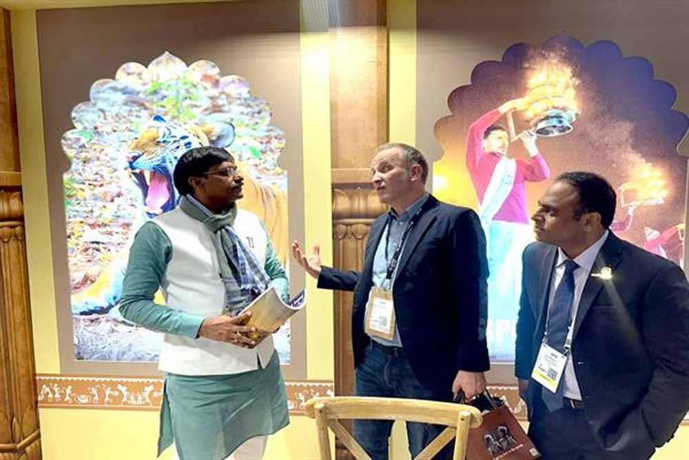 घाना, वियतनाम और श्रीलंका के साथ सहयोग पर की चर्चा