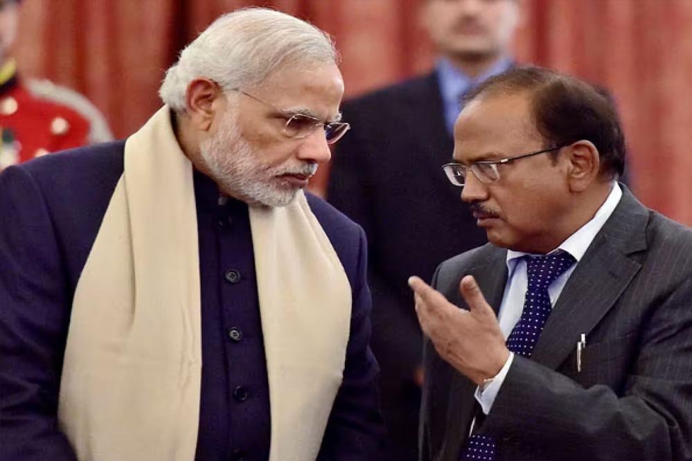 रायपुर में 3 दिन के लिए मिनी PMO तैयार, 500 अफसरों के साथ PM मोदी और गृहमंत्री करेंगे महत्वपूर्ण बैठक