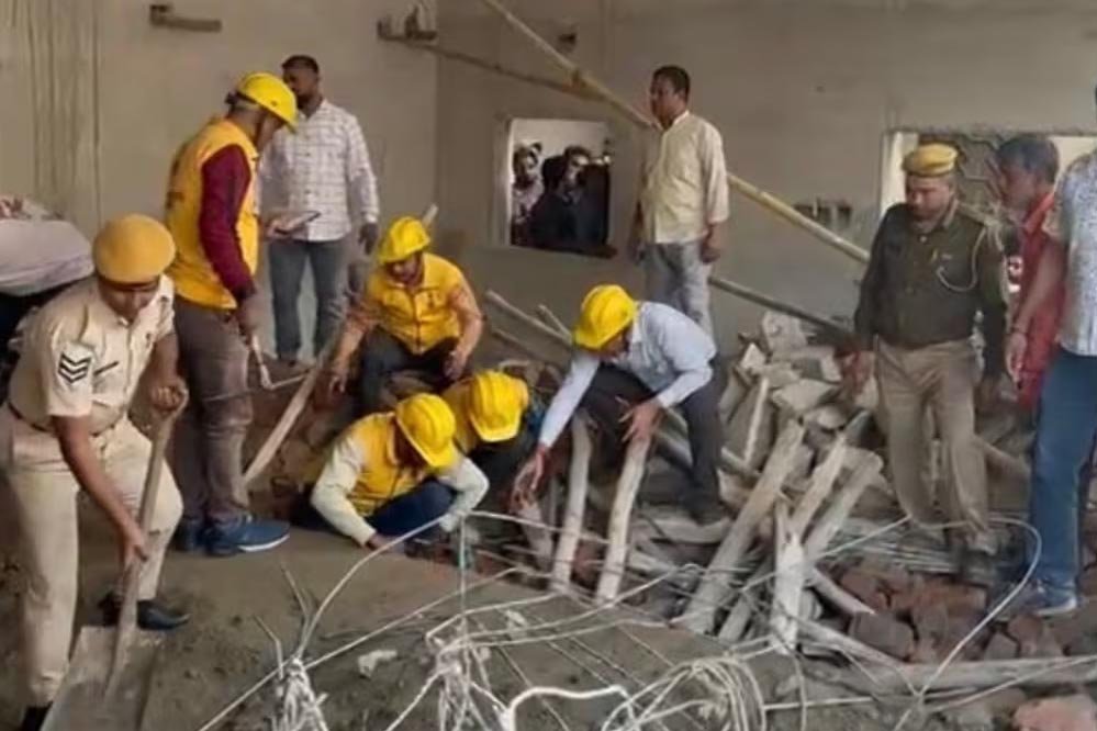 जयपुर हादसा: मल्टी स्टोरी बिल्डिंग की दीवार गिरने से 4 मजदूर घायल