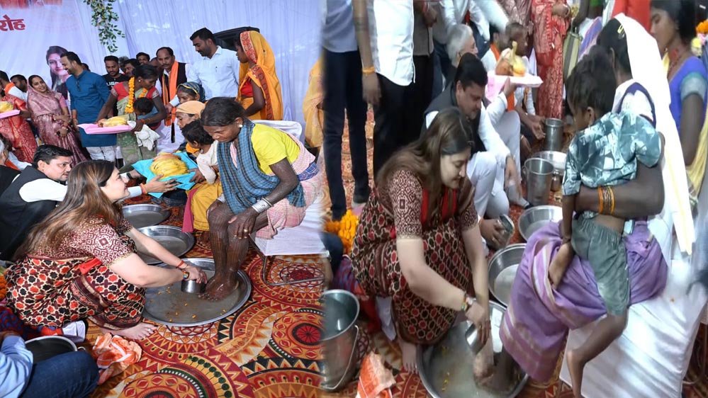 भावना बोहरा का धार्मिक स्वागत, 125 आदिवासियों ने घर वापसी और हिंदू धर्म अपनाया भावना बोहरा का धार्मिक स्वागत, 125 आदिवासियों ने घर वापसी और हिंदू धर्म अपनाया