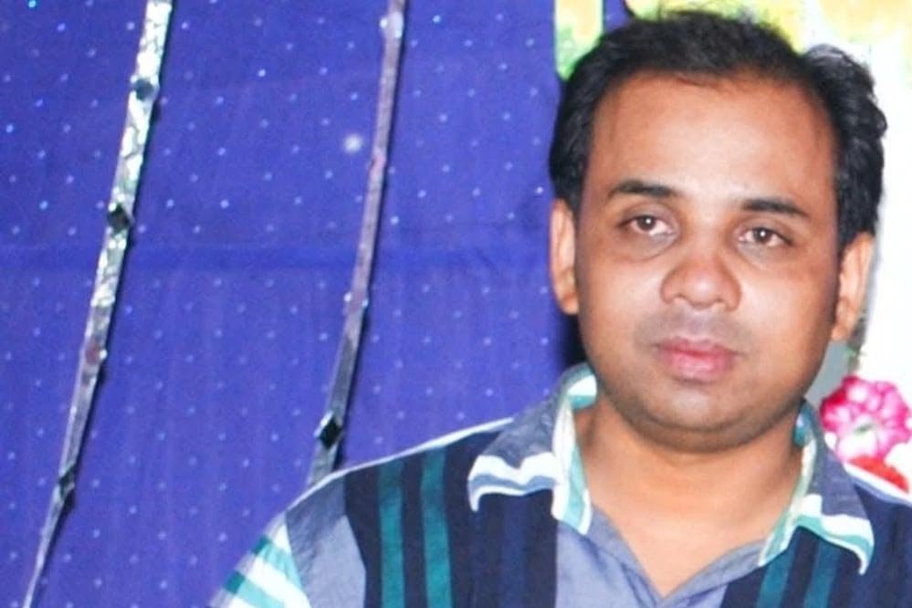 लोकायुक्त जबलपुर ने पकड़ा भ्रष्ट सचिव, ग्राम पंचायत उकवा में रिश्वत लेते रंगे हाथ लोकायुक्त जबलपुर ने पकड़ा भ्रष्ट सचिव, ग्राम पंचायत उकवा में रिश्वत लेते रंगे हाथ