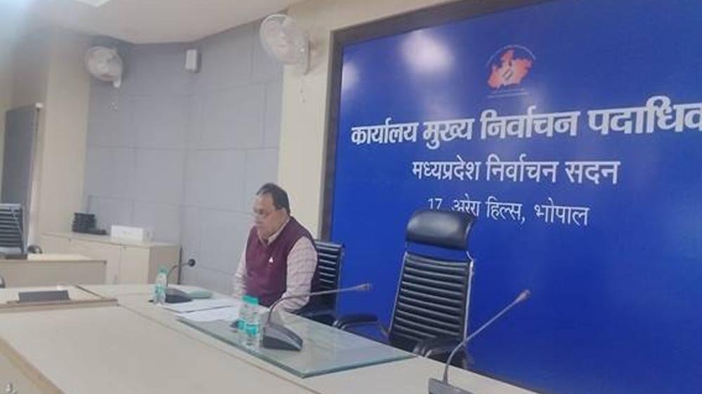 संयुक्त मुख्य निर्वाचन पदाधिकारी जादौन ने एसआईआर के कार्य की समीक्षा कर दिए आवश्यक निर्देश 1 14A 144