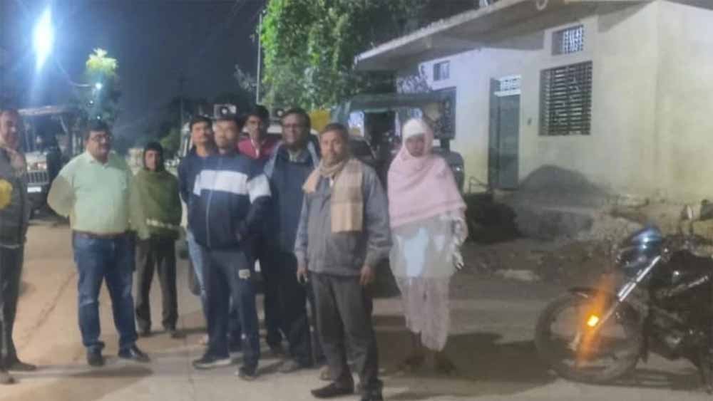 देर रात भूकंप से हिली रतलाम की धरती, तहसीलदार ने मुआयना किया देर रात भूकंप से हिली रतलाम की धरती, तहसीलदार ने मुआयना किया