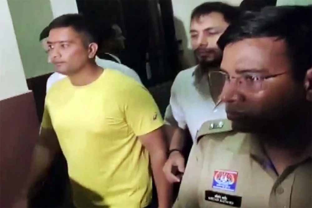 ईडी की बड़ी कार्रवाई: पूर्व सीएम भूपेश बघेल के बेटे की ₹61.20 करोड़ की संपत्ति जब्त