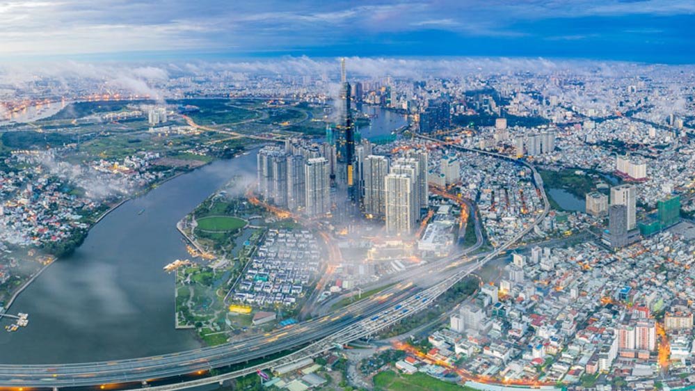 मैन्युफैक्चरिंग का नया केंद्र: इंदौर को ग्लोबल हब बनाने की तैयारी तेज