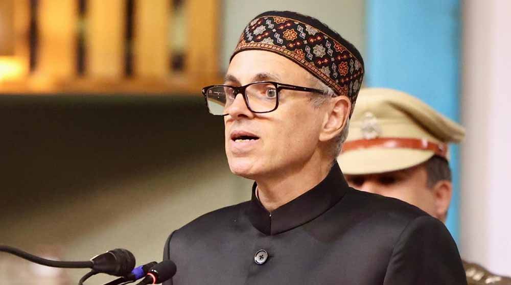 दिल्ली विस्फोट पर उमर अब्दुल्ला की प्रतिक्रिया: कश्मीरी होने का मतलब आतंकी होना नहीं है