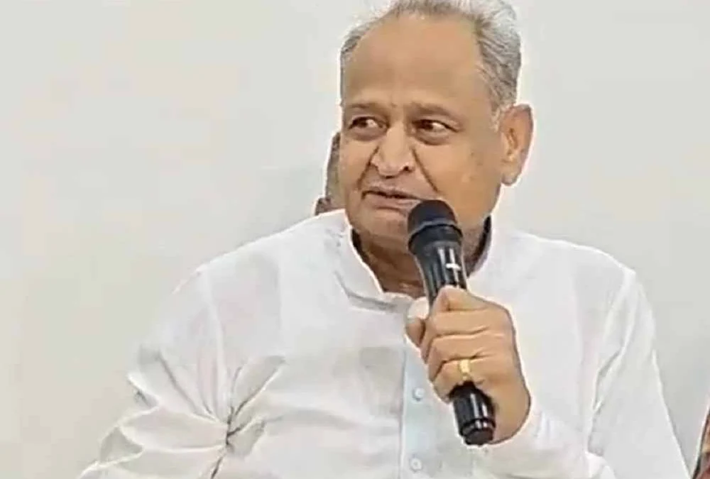 Rajasthan Nikay Chunav Result 2026: राजस्थान निकाय चुनाव के नतीजों के बीच गरमाई सियासत: पूर्व सीएम अशोक गहलोत का बड़ा आरोप Rajasthan Nikay Chunav Result 2026: राजस्थान निकाय चुनाव के नतीजों के बीच गरमाई सियासत: पूर्व सीएम अशोक गहलोत का बड़ा आरोप