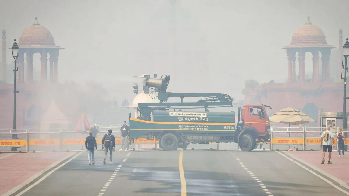 दिल्ली की जहरीली हवा का कहर बरकरार,एम्स में 421 पहुंचा AQI; एनसीआर के कई इलाकों तक असर