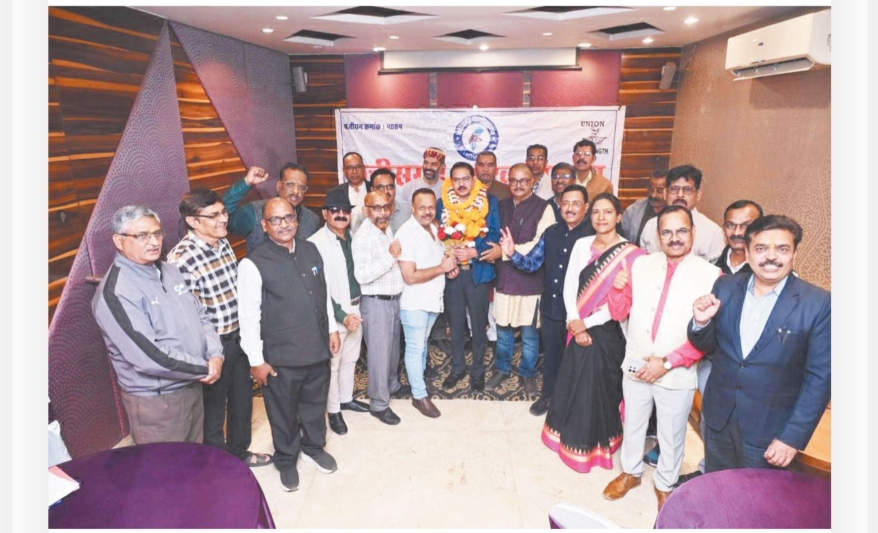 CG News: छत्तीसगढ़ व्याख्याता संघ के पुन: अध्यक्ष बने राकेश शर्मा