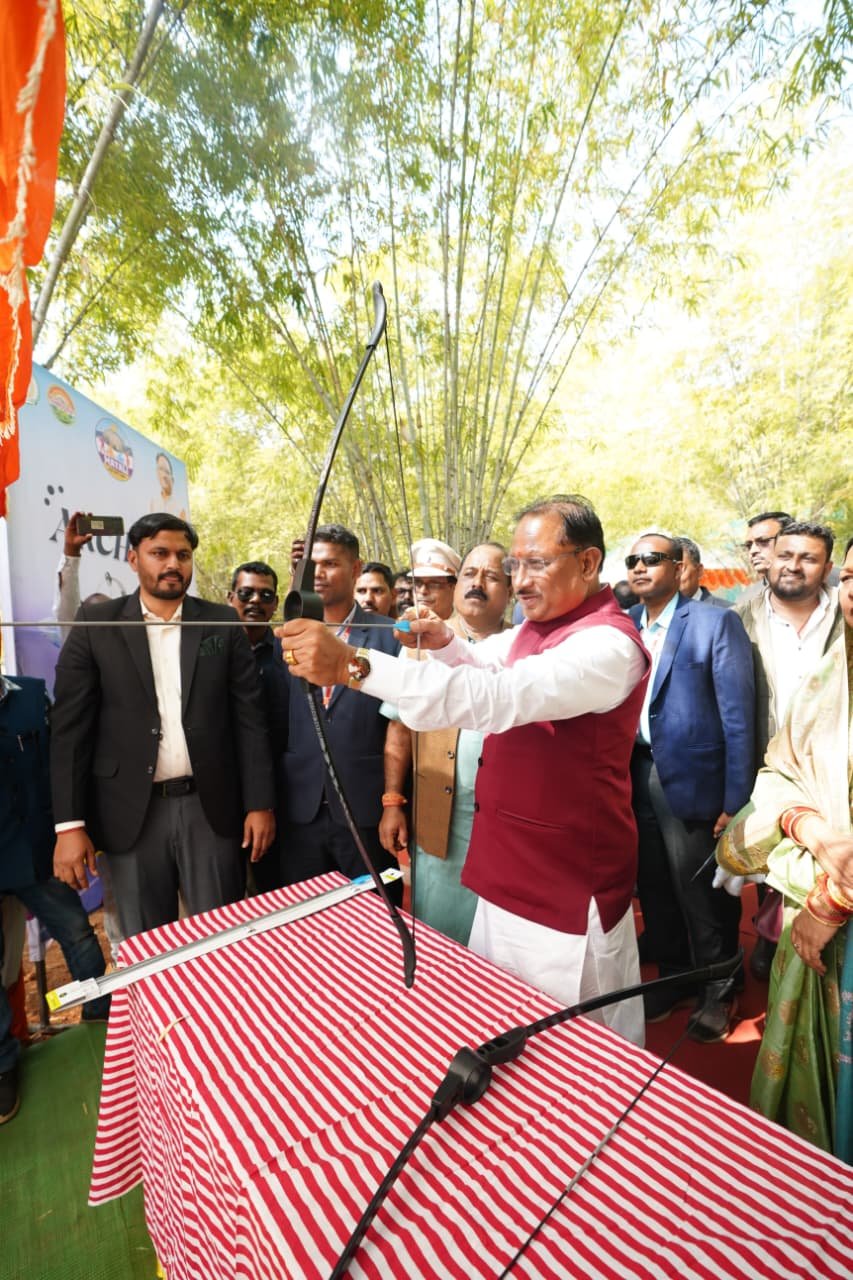 मयाली नेचर कैंप में मुख्यमंत्री विष्णुदेव साय ने लिया एडवेंचर स्पोर्ट्स का आनंद