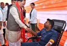 Cm vishnudeo sai birthday ,जन्मदिन पर सेवा का संदेश: मुख्यमंत्री साय ने जन्मदिन पर रक्तदान शिविर का किया शुभारंभ Cm vishnudeo sai birthday ,जन्मदिन पर सेवा का संदेश: मुख्यमंत्री साय ने जन्मदिन पर रक्तदान शिविर का किया शुभारंभ