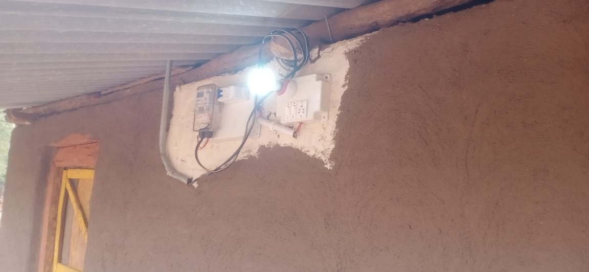 बस्तर सुरक्षित और समृद्ध भविष्य की ओर..ग्राम ईरपानार जहां दशकों बाद टूटा अंधेरा- पहली बार हुई बिजली से रौशन